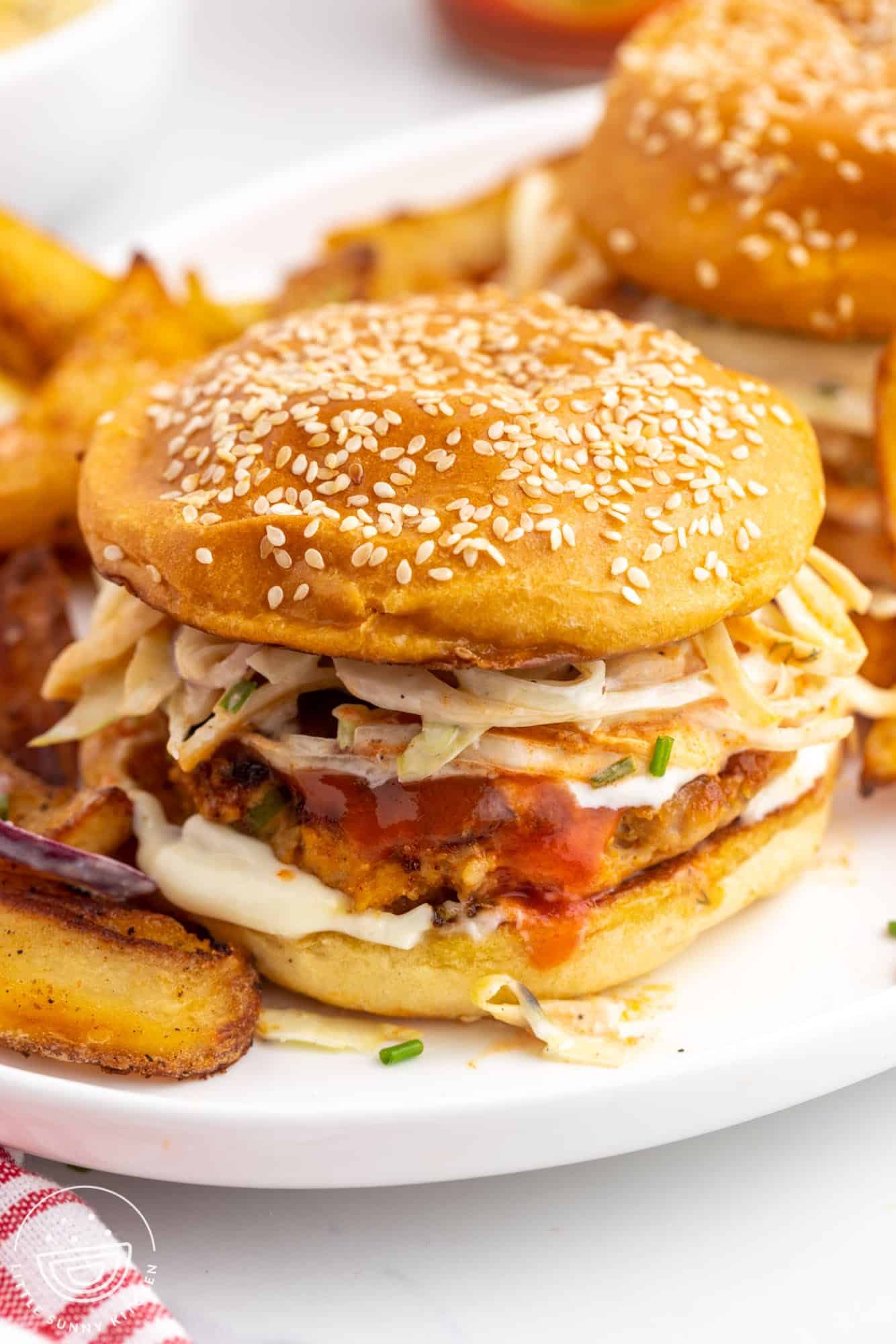 Spicy Buffalo Chicken Burgers: Fiery Flavor & Perfect Grill Marks